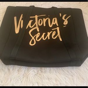 (Need gone asap) VS Tote bag